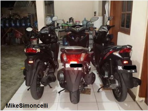 Nmax Vs Mio Soul I 125. Komparasi Fisik dan Nyala Lampu LED Yamaha NMAX vs Honda Vario 150