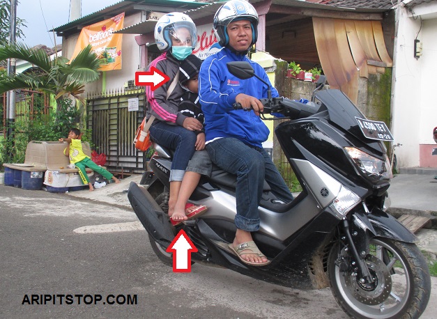 Motor Nmax Buat Anak Kecil. Boncenger Juga Bisa Gaya Selonjoran. Impresi Riding Naik NMAX Bersama Keluarga Kecil