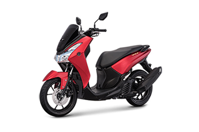 Vespa Primavera 150 Vs Yamaha Nmax. Vespa Primavera 150 I-Get vs Yamaha Lexi Detail Spek Dan Fitur