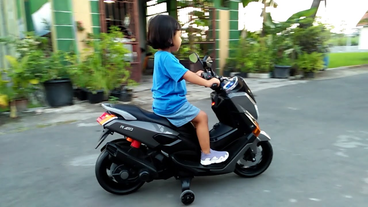 Motor Nmax Aki Anak. MAINAN MOTOR AKI ANAK || Yamaha Nmax mini - honda scoopy anak anak