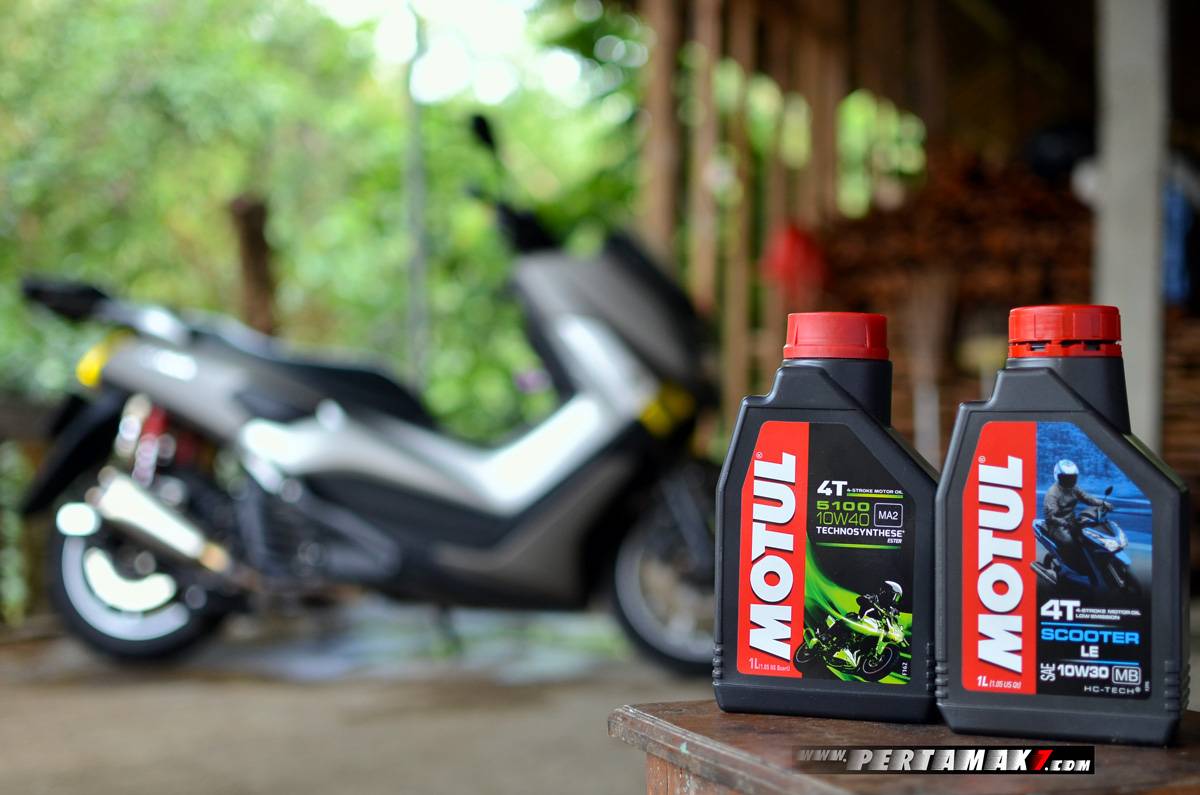 Isi Oli Nmax 1 Liter. Ingat Ganti Oli Rutin Yamaha NMAX dan Aerox 155 VVA cukup 900 ml bukan 1 Liter