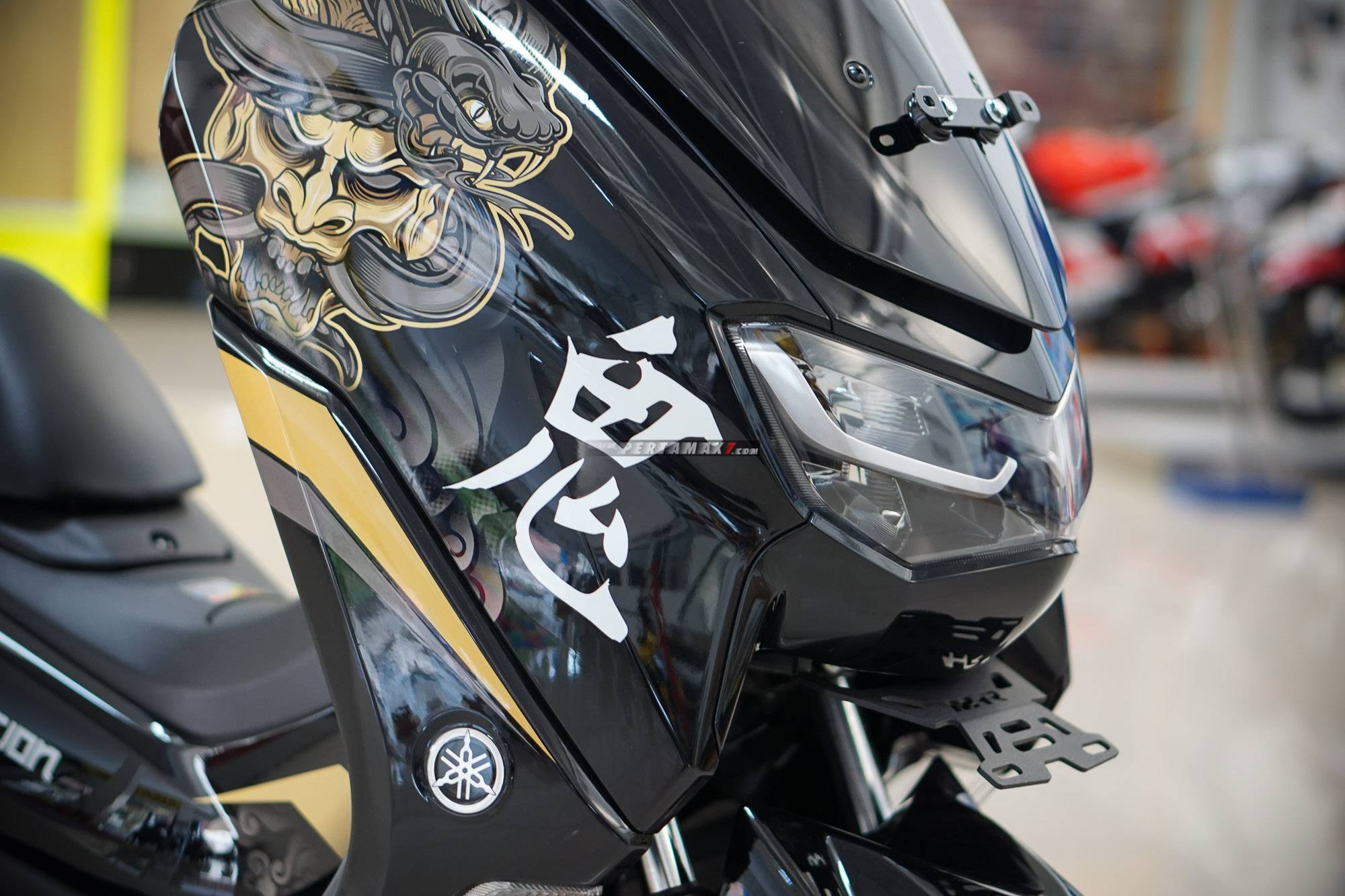 Velg Nmax Custom. Yamaha NMAX Custom Oni Mask Black : Foto Dan Video