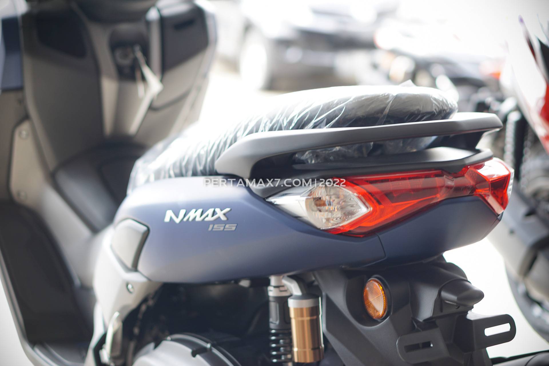 Nmax Biru Doff. Yamaha NMAX Matte Blue 2022 : Biru Doff Khusus Versi Standar, Foto dan Video