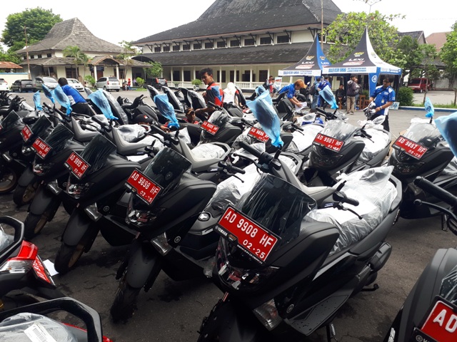 Harga Nmax Karanganyar. 177 Kades dan Lurah se-Karanganyar Terima Motor Dinas N-Max Gres Hari Ini