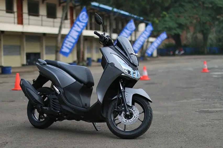 Kenyamanan Nmax Vs Aerox. Simak 3 Pertimbangan Ini Sebelum Meminang Yamaha Lexi