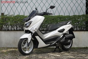 Motor Nmax Tipe Lama. Ini Alasan Yamaha Masih Produksi dan Jual NMAX Model Lama di Indonesia