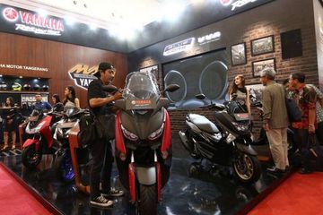 Nmax Vs Tmax. Harga Yamaha NMAX, XMAX, TMAX Sampai Lexi Per Agustus 2019, Mulai Rp 20 Jutaan