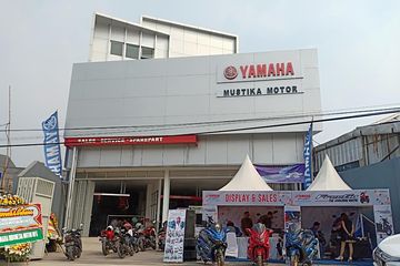 Nmax Non Abs Red. Boyong Yamaha NMAX Non-ABS di Daerah Ini Diskon DP Rp 1 Jutaan!