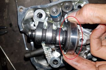 Penyebab Mesin Nmax Pecah. Deteksi Bearing Noken As Yamaha NMAX Aus, Pelor Pecah Mesin Ambrol