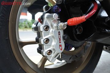 Rem Cakram Nmax. Aerox dan Lexi Tiru NMAX, Rem Tromol Berganti Cakram, Ongkos Rp 2 Jutaan