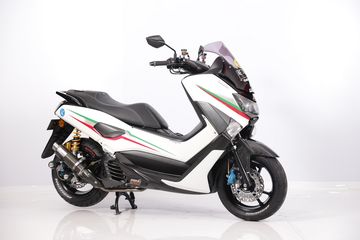 Jok Nmax Solo. Yamaha NMAX Juara Daily Use Customaxi Solo, Tampil Begitu Sporty