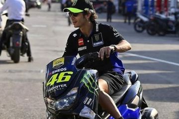 Modifikasi Nmax Vr46. Cara Valentino Rossi Sebut Yamaha NMAX Beda Dari Orang Indonesia, Mau Ikutan Ala Rossi? Tonton Videonya