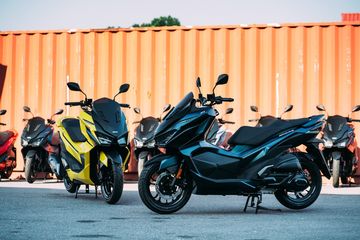 Gpx Drone Vs Pcx Vs Nmax. Harga GPX Drone, Skutik Besar Baru Penjegal Yamaha NMAX dan Honda PCX