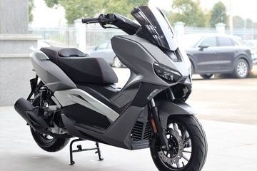 Yamaha Nmax 250 Cc Terbaru. Skutik Besar 250 Cc Baru Mirip NMAX, Berfitur Mobil, Harga di Bawah XMAX