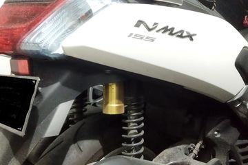 Shock Belakang Nmax Bocor. Solusi Lagi Bokek, Sok Belakang Yamaha NMAX Old Bocor Bisa Direkondisi, Biaya Murah