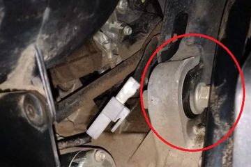 Ban Nmax Bekas. Engine Mounting Yamaha NMAX Diganjal Bekas Ban Dalam, Ini Fungsinya