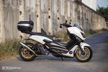 Nmax Modif Monoshock. Yamaha NMAX Dibikin Melar, Dua Sokbreker Ohlins Geser Tengah, Knalpot Pakai Dua