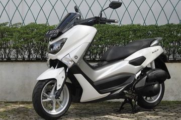 Nmax 2019 Vs Pcx 2019. Adu Irit Biaya Bensin Yamaha NMAX Vs Honda PCX Per Hari, Murah Yang Mana?