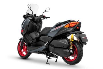 Yamaha Xmax 300 Vs Nmax 155. Yamaha XMAX SP Meluncur di Thailand, Harga Mirip Honda Forza, Apa Bedanya?