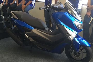 Variasi Nmax Biru 2018. Kelir Yamaha NMAX 2018 Ini Jadi Idola Baru