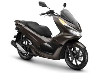 Perbedaan Harga Motor Nmax Dan Pcx. Perbandingan Penurunan Harga Motor Baru Bekas, NMAX Dan PCX