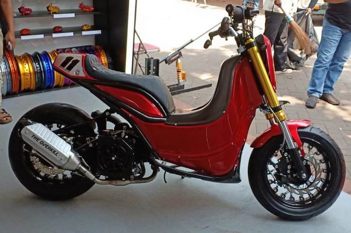 Nmax Modif Classic. Jarang dan Langka Yamaha NMAX Dibikin Klasik Futuristik Begini