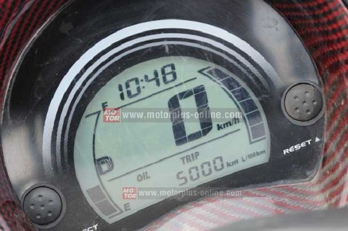 Nmax Oli Kedip. Pakai 1 Jari untuk Stop Kedipan di Spidometer Motor Yamaha NMAX