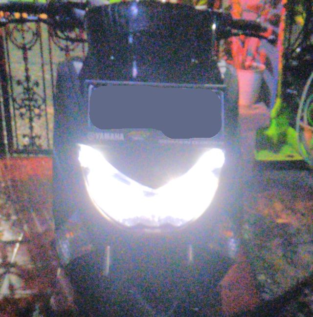 Lampu Kota Nmax. Memang lampu kota putih paling cocok untuk NMAX