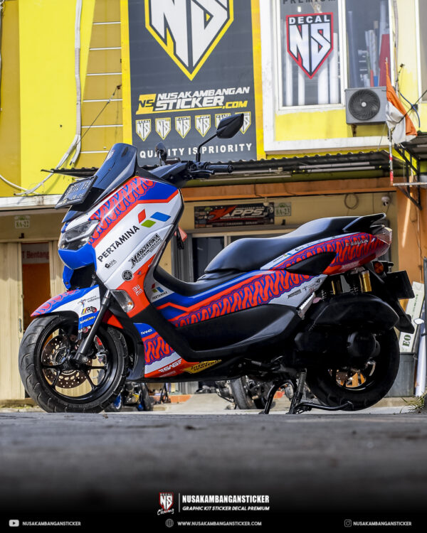 Modifikasi Decal Nmax Merah. Desain Sticker Nmax 155 New Livery Mandalika Putih Merah Modifikasi Stiker Full Body – Nusakambangan Sticker