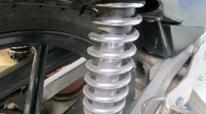 Service Shock Belakang Nmax. Biaya Service Shockbreaker Motor Murah, Tak Harus Ganti