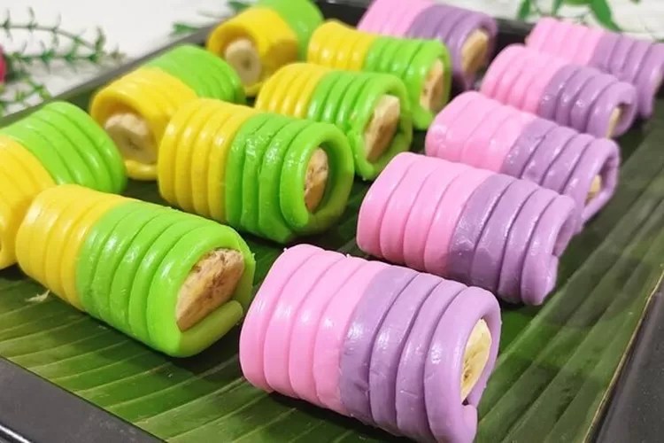 Kenapa Namanya Nagasari. Resep Masakan: Cara Membuat Nagasari Gulung Legit dan Lembut, Inovasi Kue Tradisional yang Dikemas Kekinian